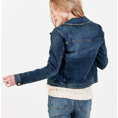 Downloaded from Shopify for use with Vendor ID (32) and Product ID (7911261438083). Downloaded from Shopify for use with Vendor ID (32) and Product ID (7911261438083).