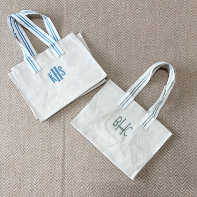 Downloaded from Shopify for use with Vendor ID (745) and Product ID (8089627099389). Downloaded from Shopify for use with Vendor ID (745) and Product ID (8089627099389).