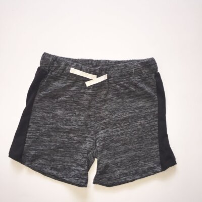 Black Yarn Short
