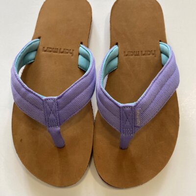 Violet/Tan Flops