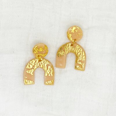 mini-splendor-blush-earrings mini-splendor-blush-earrings