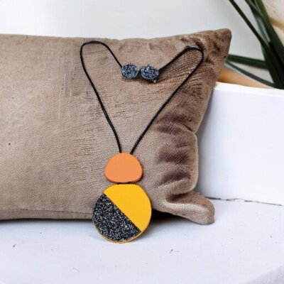Tri-color Necklace Set
