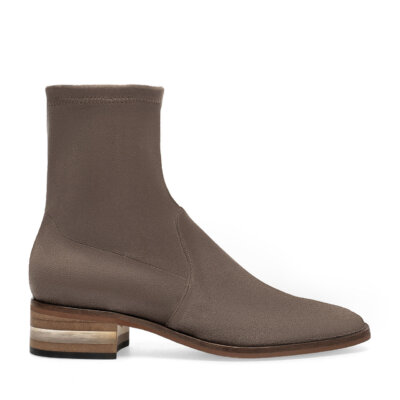 Downloaded from Shopify for use with Vendor ID (369) and Product ID (9780226097399). Downloaded from Shopify for use with Vendor ID (369) and Product ID (9780226097399).