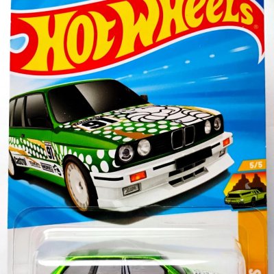 Hot Wheels: BMW M3 Wagon Super Treasure Hunt