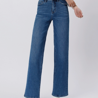 Super High Rise Wide Leg Jean
