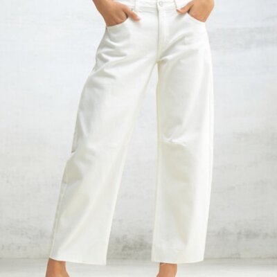 Just USA White Barrel Jean