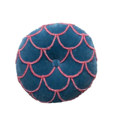 Round Scalloped Pillow