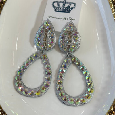 Shimmering Gala Drops