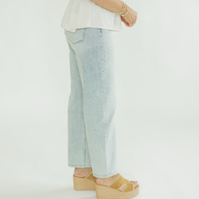 Downloaded from Shopify for use with Vendor ID (762) and Product ID (8209580884004). Downloaded from Shopify for use with Vendor ID (762) and Product ID (8209580884004).
