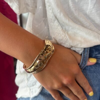 Downloaded from Shopify for use with Vendor ID (762) and Product ID (8299469373476). Downloaded from Shopify for use with Vendor ID (762) and Product ID (8299469373476).