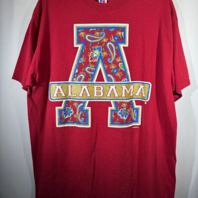Vintage Alabama X Russell Paisley A Crimson T-Shirt Large