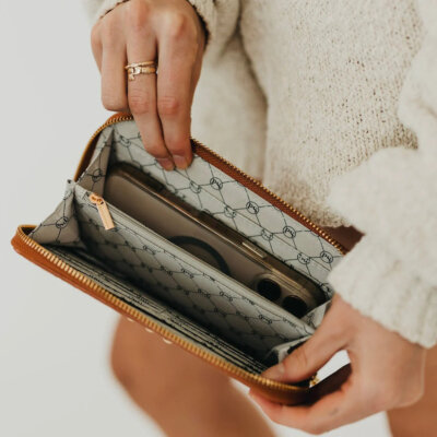 Downloaded from Shopify for use with Vendor ID (1528) and Product ID (8612743348359). Downloaded from Shopify for use with Vendor ID (1528) and Product ID (8612743348359).