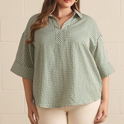 Gingham 3/4 Sleeve V-Neck