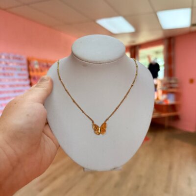 Dainty Detailed Butterfly Necklace