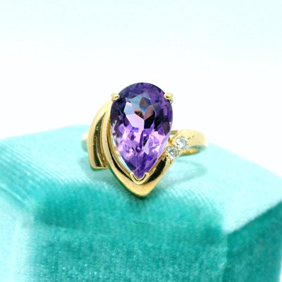 Mystique 14K Amethyst Ring