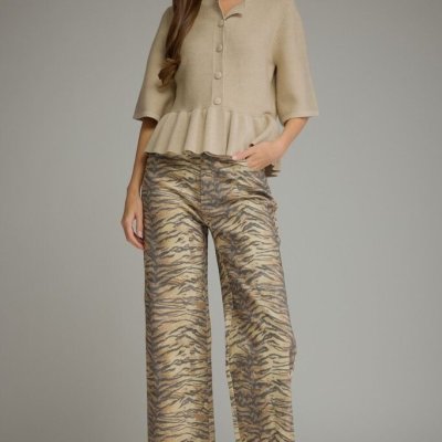 Downloaded from Shopify for use with Vendor ID (44) and Product ID (8405334818931). Downloaded from Shopify for use with Vendor ID (44) and Product ID (8405334818931).