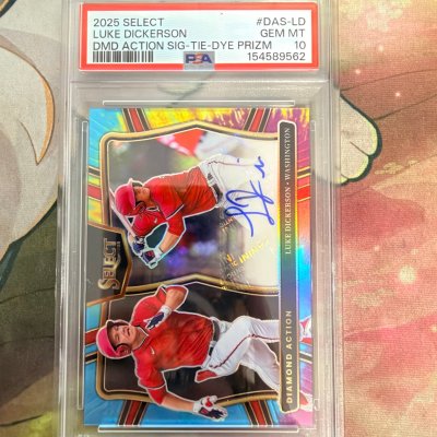 CONSIGN 2025 Select Luke Dickerson Diamond Action Sig Tie-Dye Prizm PSA #10