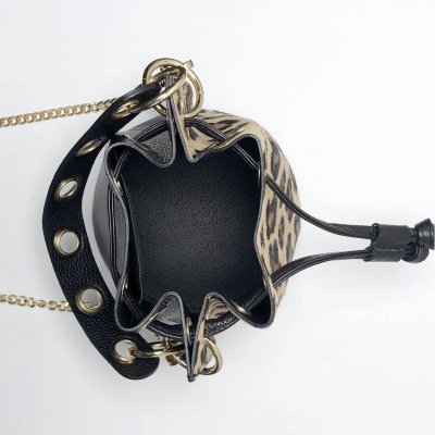 Downloaded from Shopify for use with Vendor ID (1510) and Product ID (10406245171491). Downloaded from Shopify for use with Vendor ID (1510) and Product ID (10406245171491).