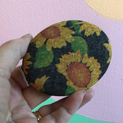 Sunflower Oval Travel Compact