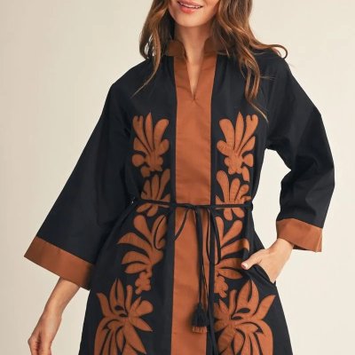 The Sienna Bloom in Black