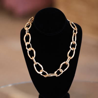 Hammered Oval Chunky Chain Necklace