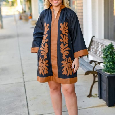 The Sienna Bloom in Black