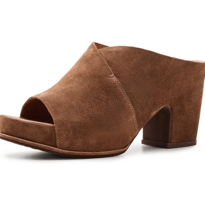 Stowe - Brown